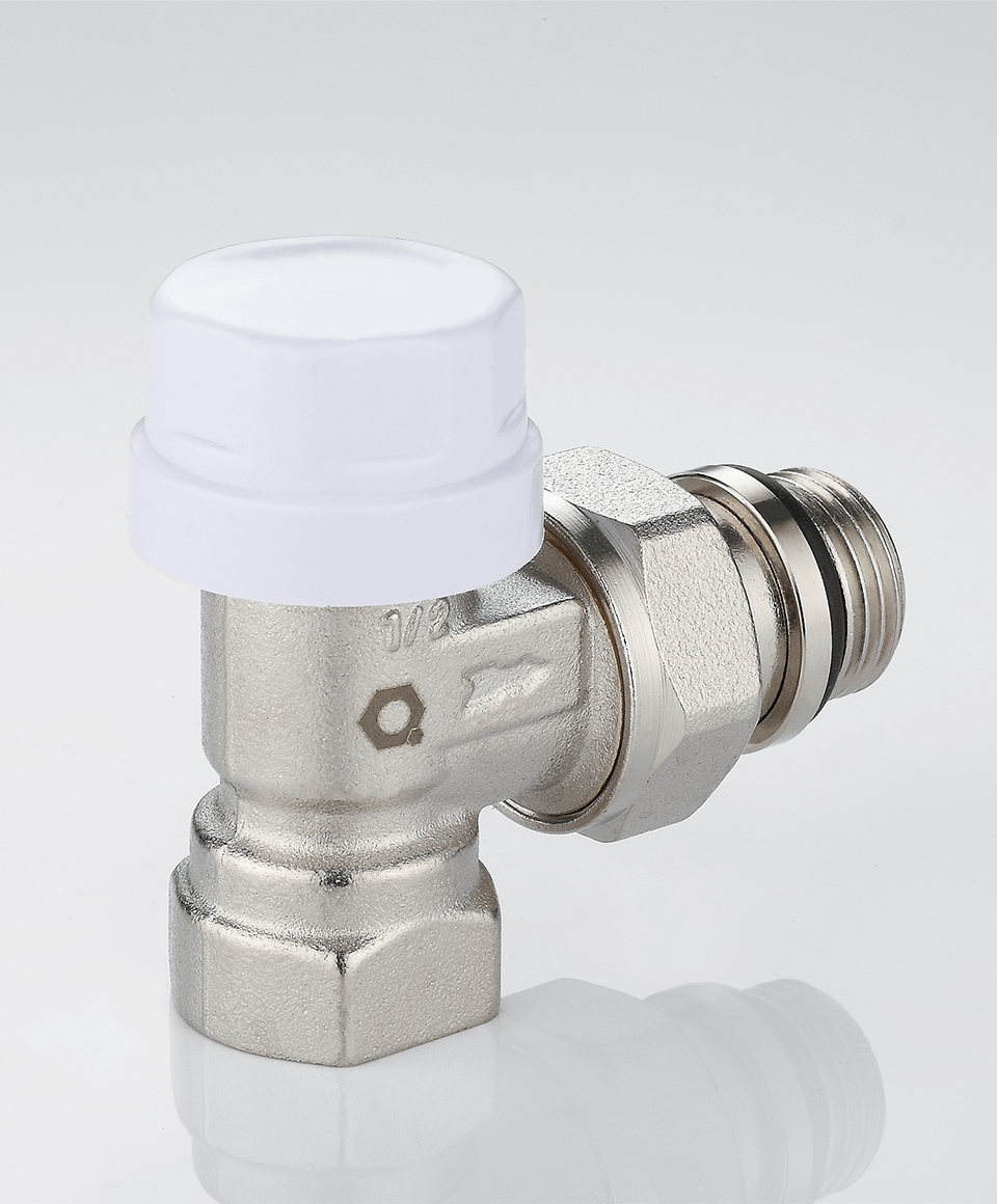 Thermostatic valve angle