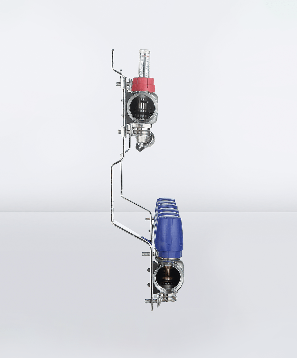Manifold with flowmeters, air vent and drain valve