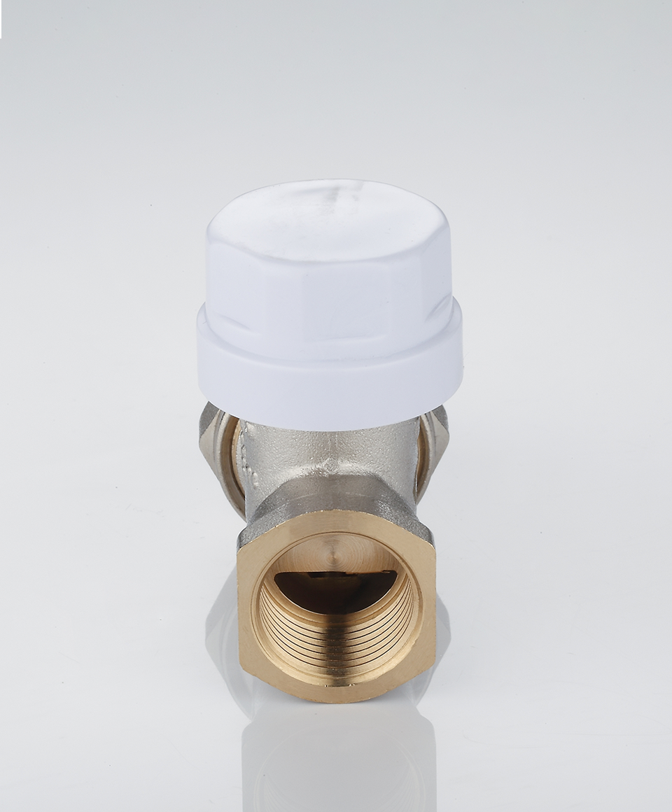 Thermostatic valve straight